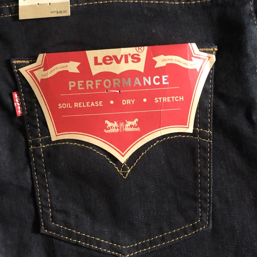 Guys. Levi. Jeans. Slim cut. Stretch. 29 x 29